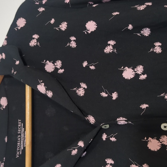 Victoria's Secret Black & Pink Floral Soft Cute Button Down Pajama Shirt NWT S - Picture 4 of 7